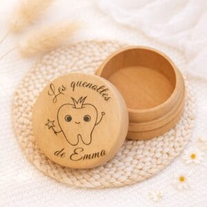 Boîte à dents de lait personnalisée en bois avec dent princesse gravée, souvenir enfant pour conserver les dents de lait.