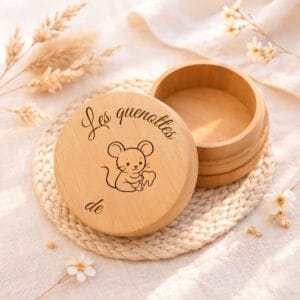Boîte à dents de lait personnalisée avec petite souris gravée, souvenir enfant en bois et cadeau naissance personnalisé.