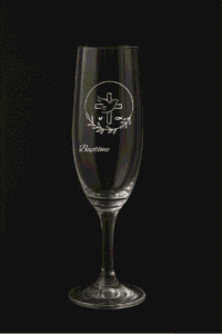 Modèle Colombe Croix pour flûte de baptême personnalisée – croix, colombe et feuillage en gravure laser.