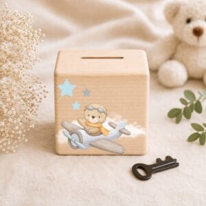 Tirelire bébé garçon personnalisée en bois avec avion et ourson pilote, idée cadeau originale pour naissance ou anniversaire