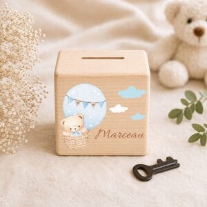 Tirelire en bois personnalisée avec ourson en montgolfière, cadeau naissance bébé garçon et décoration chambre enfant