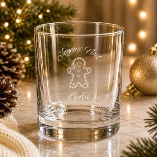 Verre à eau de Noël gravé motif pain d'épice avec prénom personnalisé